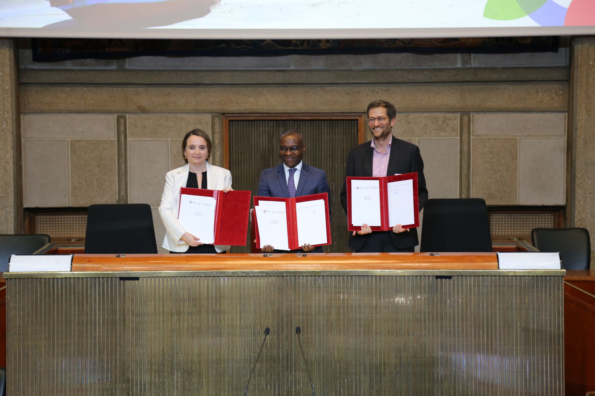 image La France et l’UICN célèbrent 20 ans de partenariat par la signature d’un nouvel accord-cadre